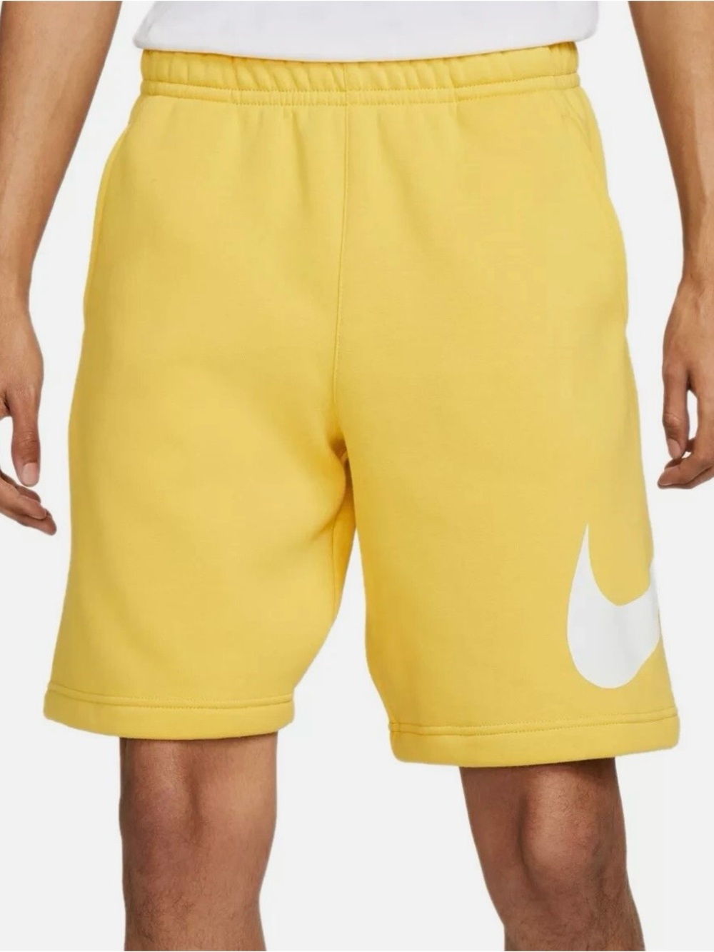 Men’s Nike Sportswear Club Fleece Graphic Shorts | Vivid Sulfur Yellow | Size XL